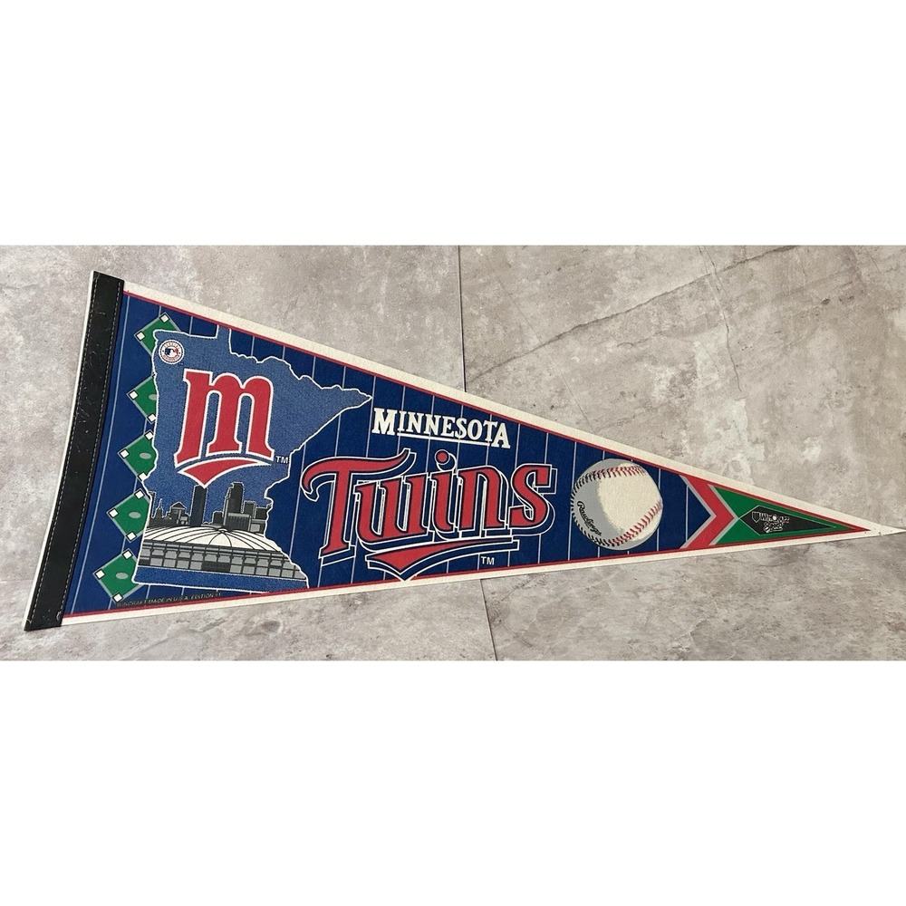 Vintage‎ First Edition 1990s Minnesota Twins 30" Wincraft Pennant Authentic MLB